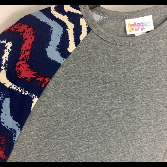 NWOT Lularoe Chevron Sloan Baseball Tee Size 14 - Picture 6 of 9